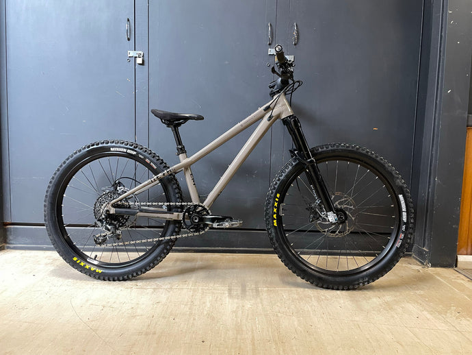 Commencal Meta 24 2 (Deposit Only)